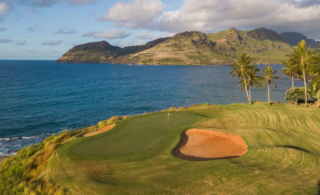 Bunkers and view of coast from fairway of Hokuala